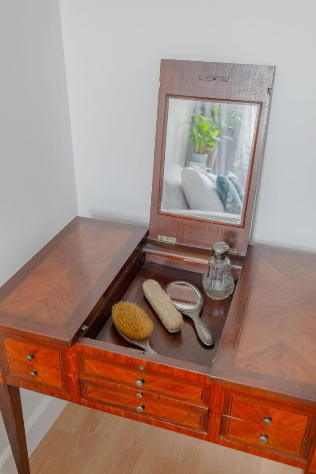 Scandi-style 2bd Maisonette Wgarden Brick Lane! Apartment *