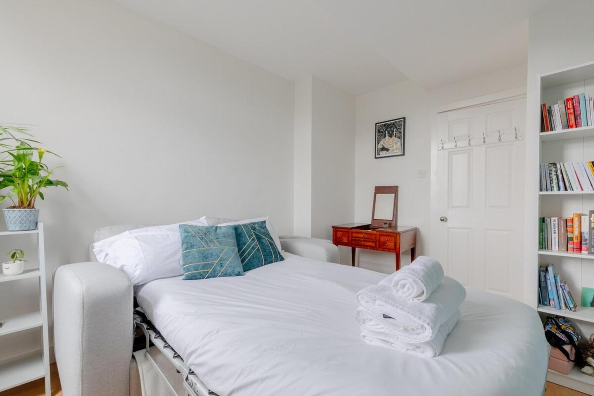 Scandi-style 2bd Maisonette Wgarden Brick Lane! Apartment London