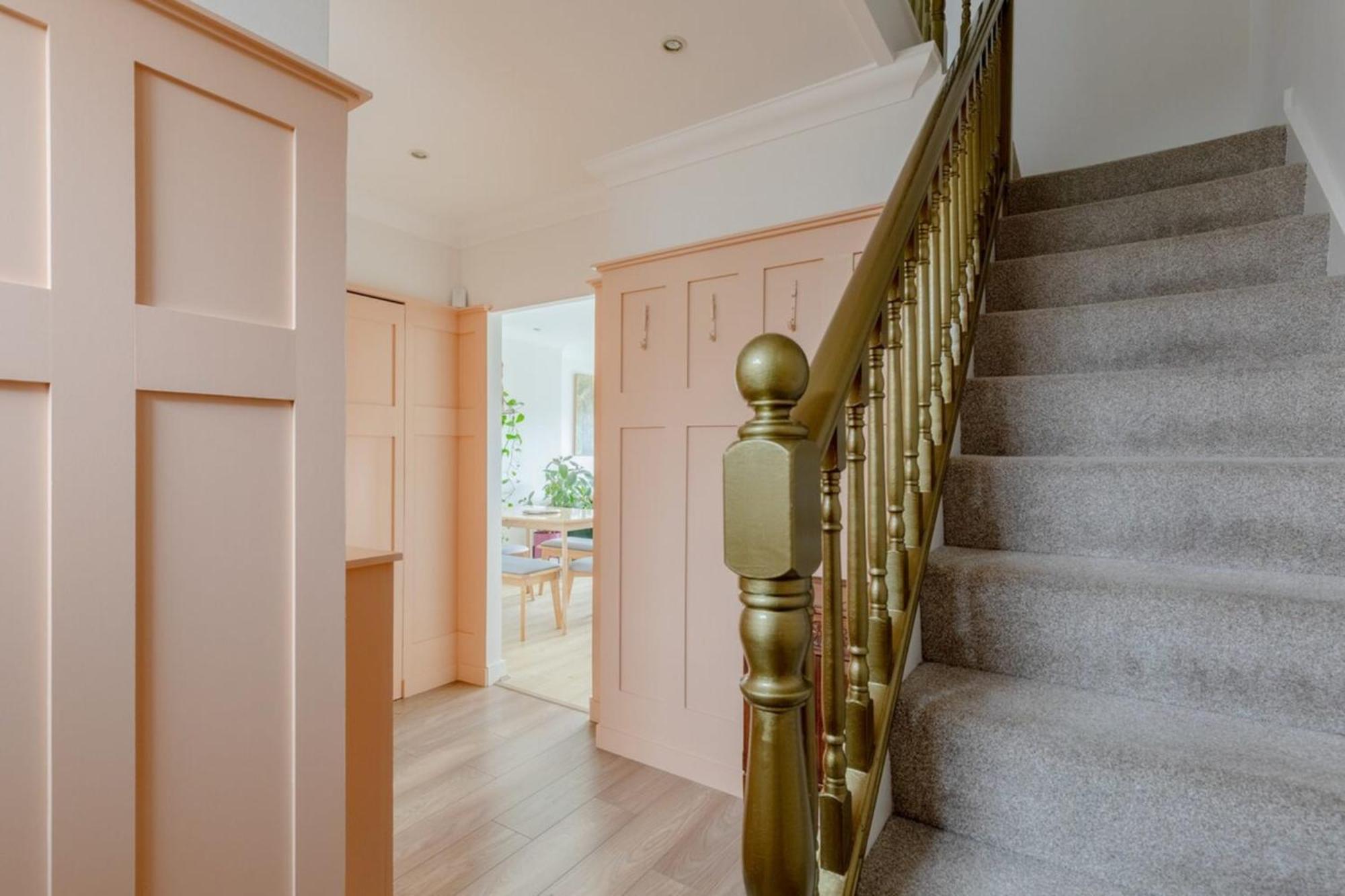 Scandi-style 2bd Maisonette Wgarden Brick Lane! London
