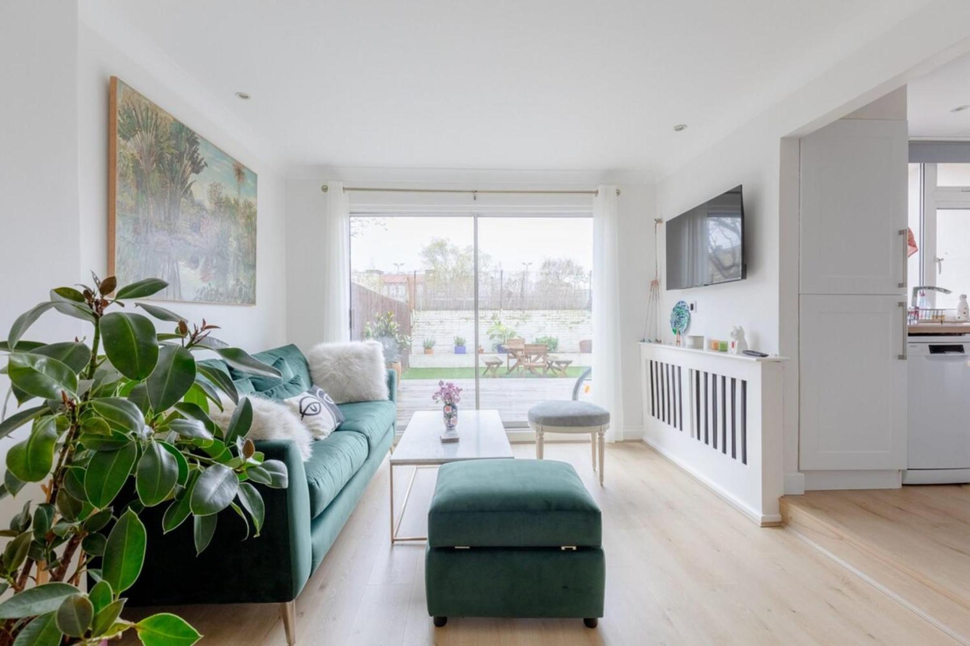 Scandi-style 2bd Maisonette Wgarden Brick Lane! Apartment London
